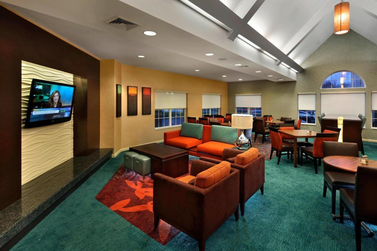 Residence Inn Данбери Экстерьер фото